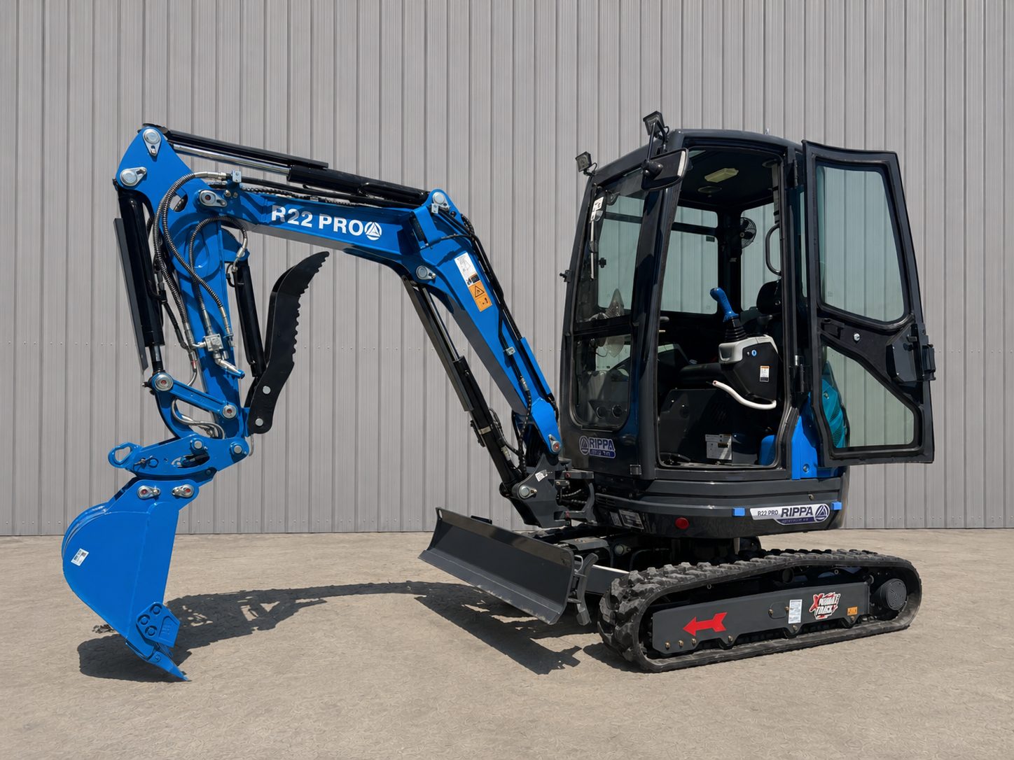 Kubota Diesel Excavator - Rippa R22 PRO